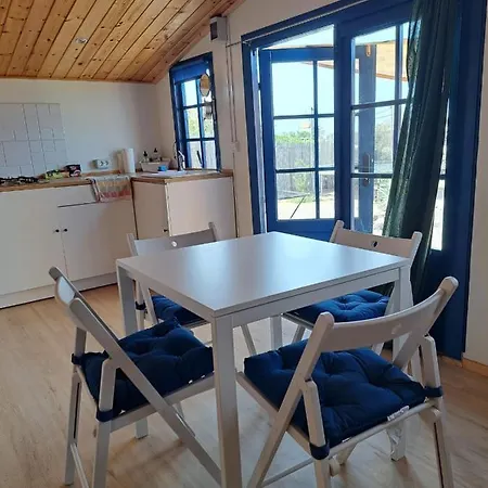 Alaia Tiny House Between Volcanoes And Beach Breaks Hostel El Cotillo (Fuerteventura)