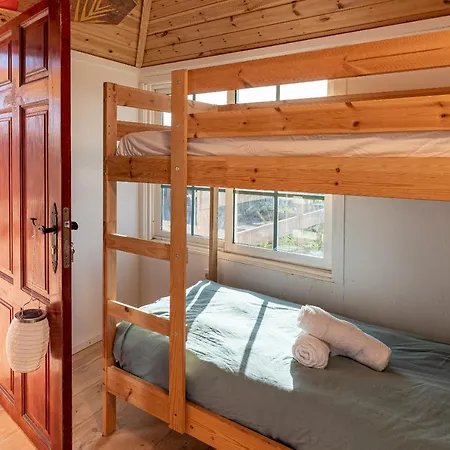 Alaia Tiny House Between Volcanoes And Beach Breaks Hostel