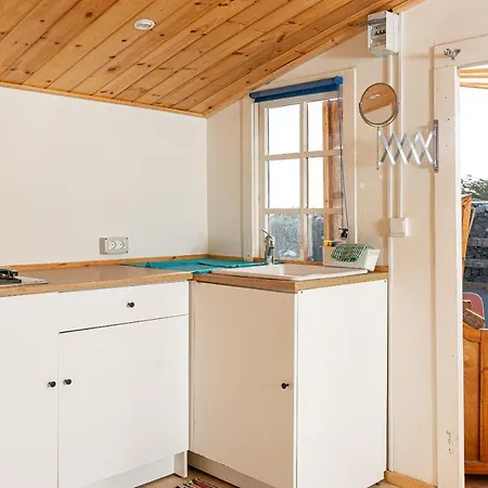 Alaia Tiny House Between Volcanoes And Beach Breaks Hostel *